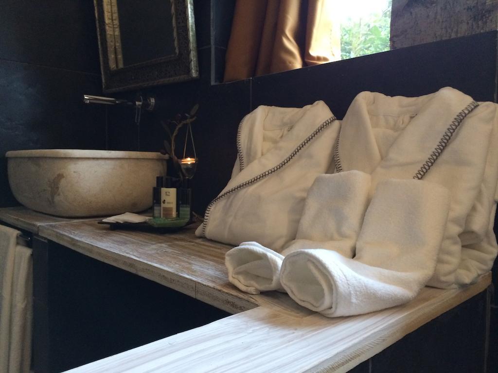 Seven Maze Charming House Bed & Breakfast Bari Ngoại thất bức ảnh