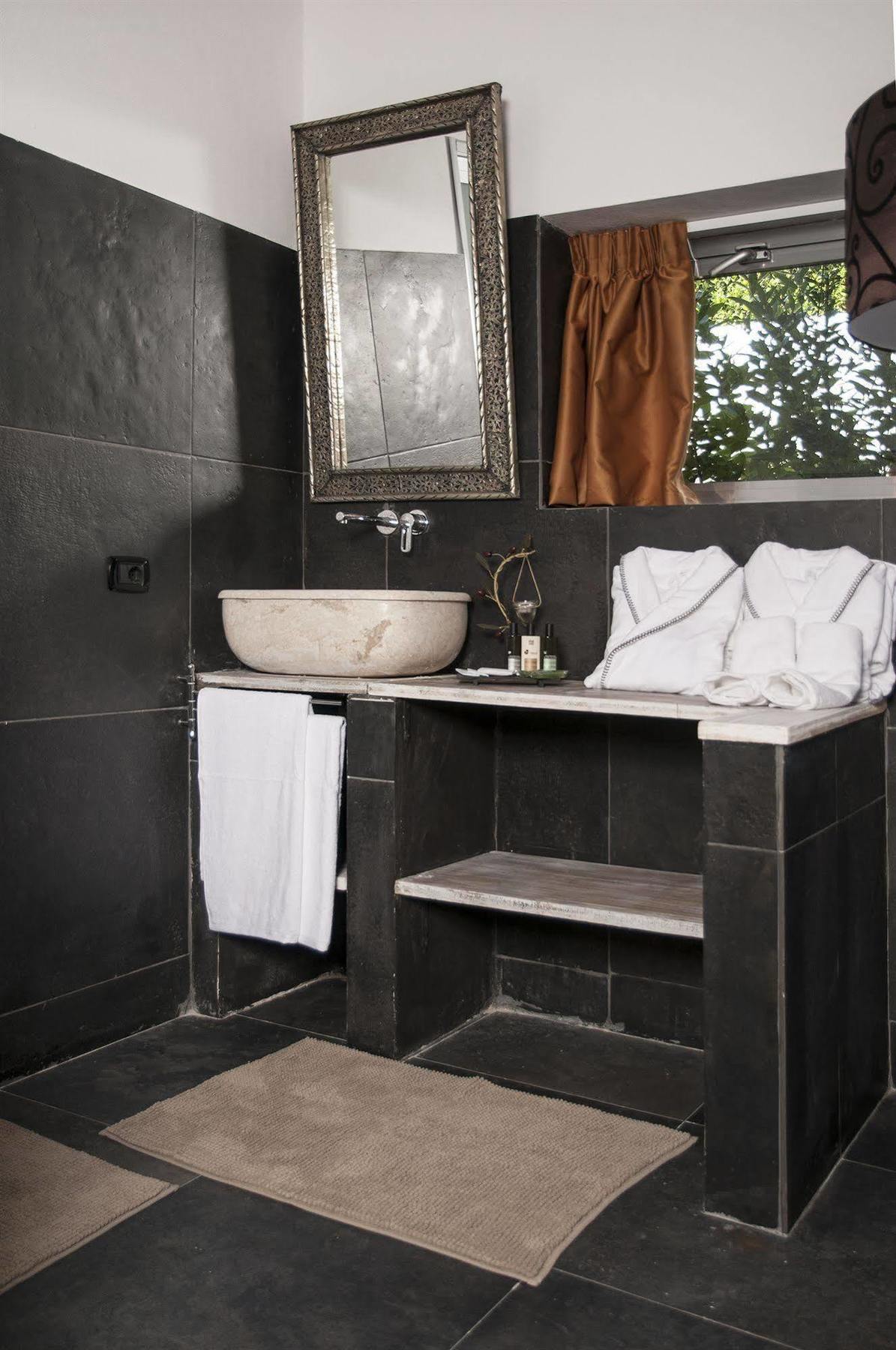 Seven Maze Charming House Bed & Breakfast Bari Ngoại thất bức ảnh